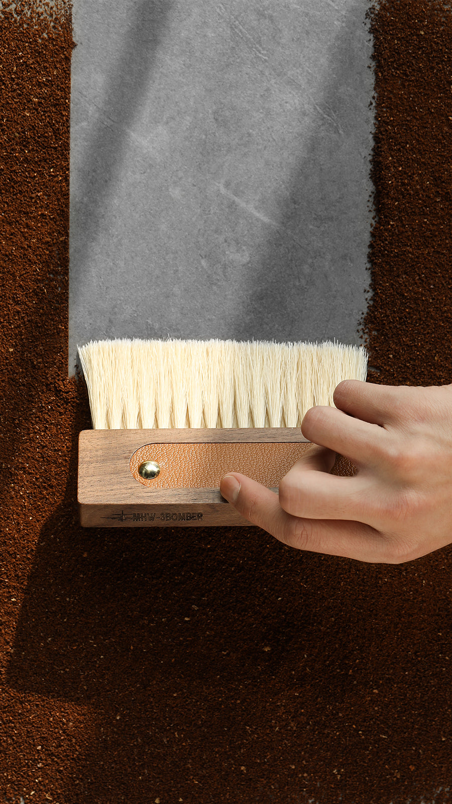 MHW-3BOMBER Line Leather Sheath Brush
